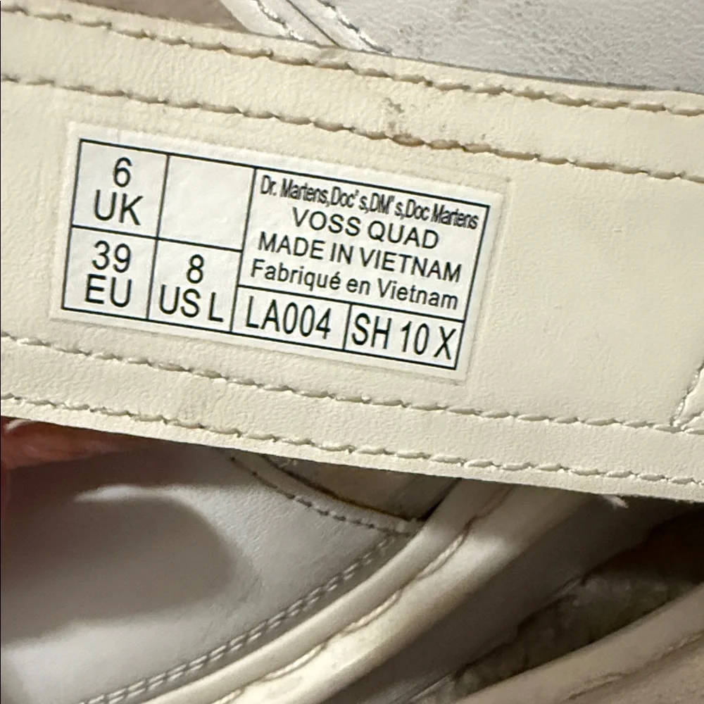 Dr. Martens Voss Mono Hydro Leather Sandals - Picture 4 of 4